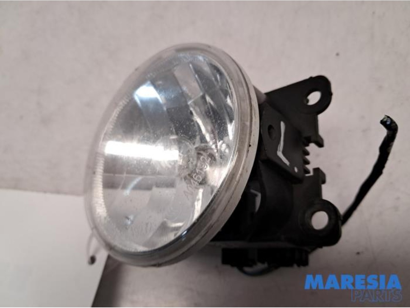 Peugeot - 5008 - Fog light, front left