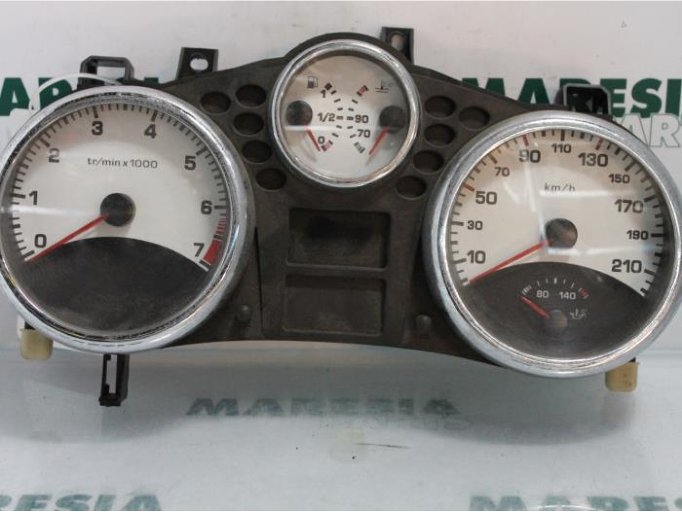 Peugeot - 207 - Instrumentenbrett