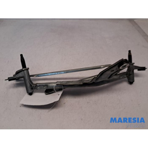 Fiat - Punto Grande - Wiper mechanism