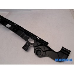 Alfa Romeo - Giulietta - Rear bumper bracket central