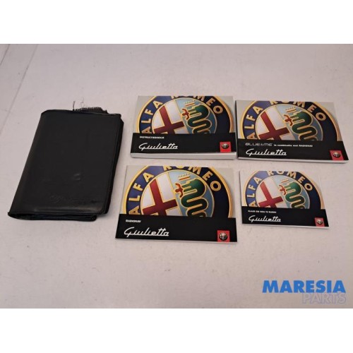 Alfa Romeo - Giulietta - Instruction Booklet