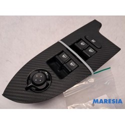 Alfa Romeo - Giulietta - Multi-functional window switch