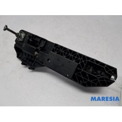 Alfa Romeo - Giulietta - Door handle 4-door, front left