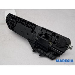Alfa Romeo - Giulietta - Front door handle 4-door, right