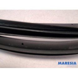 Alfa Romeo - Giulietta - Portierrubber 4Deurs rechts-voor