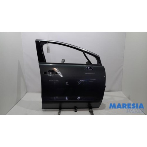 Peugeot - 3008 - Front door 4-door, right