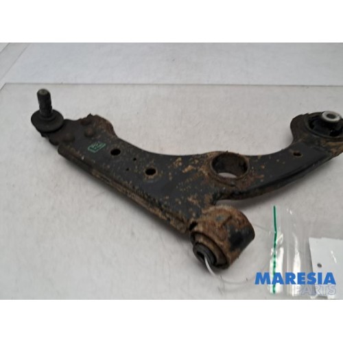 Alfa Romeo - Giulietta - Front lower wishbone, right