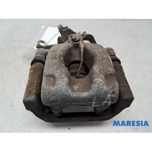 Alfa Romeo - Giulietta - Rear brake calliper, left
