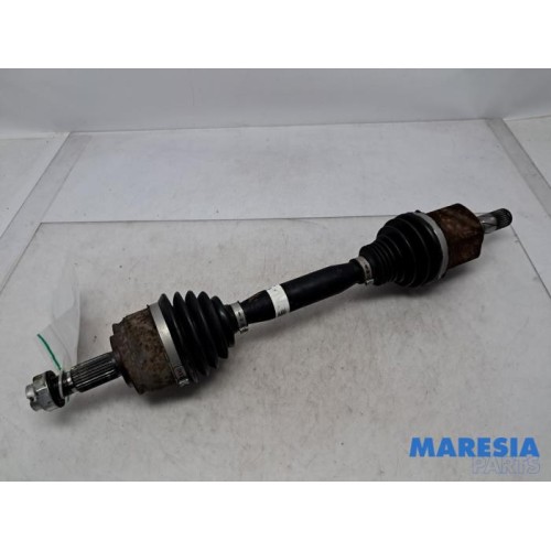 Alfa Romeo - Giulietta - Aandrijfas links-voor