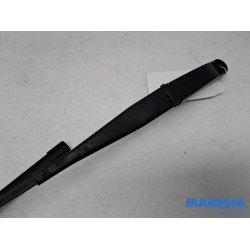 Alfa Romeo - Giulietta - Front wiper arm