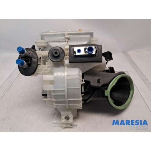 Peugeot - 208 - Heater housing