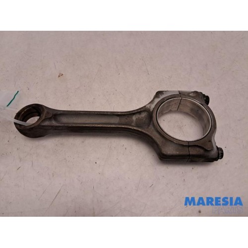 Citroen - C4 Picasso - Connecting rod