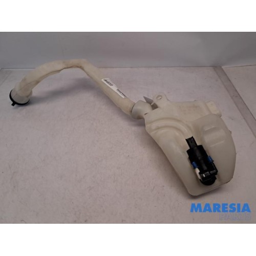 Peugeot - 208 - Front windscreen washer reservoir
