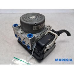 Peugeot - 208 - ABS pump