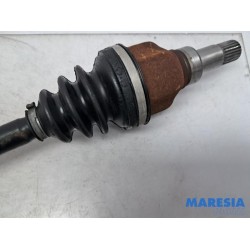 Peugeot - 208 - Front drive shaft, left