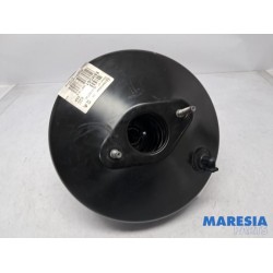 Peugeot - 208 - Brake servo