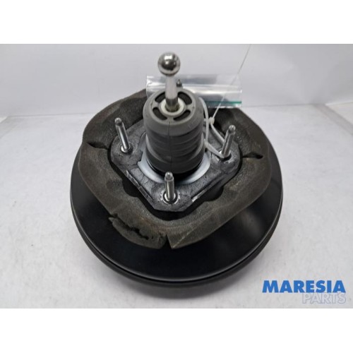 Peugeot - 208 - Brake servo