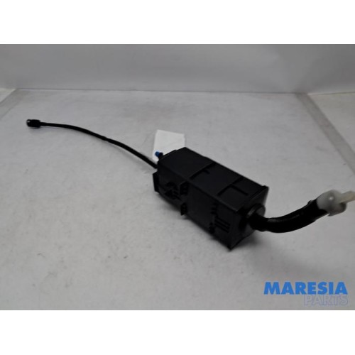 Peugeot - 208 - Carbon filter