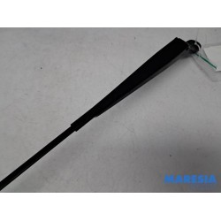 Peugeot - 208 - Front wiper arm