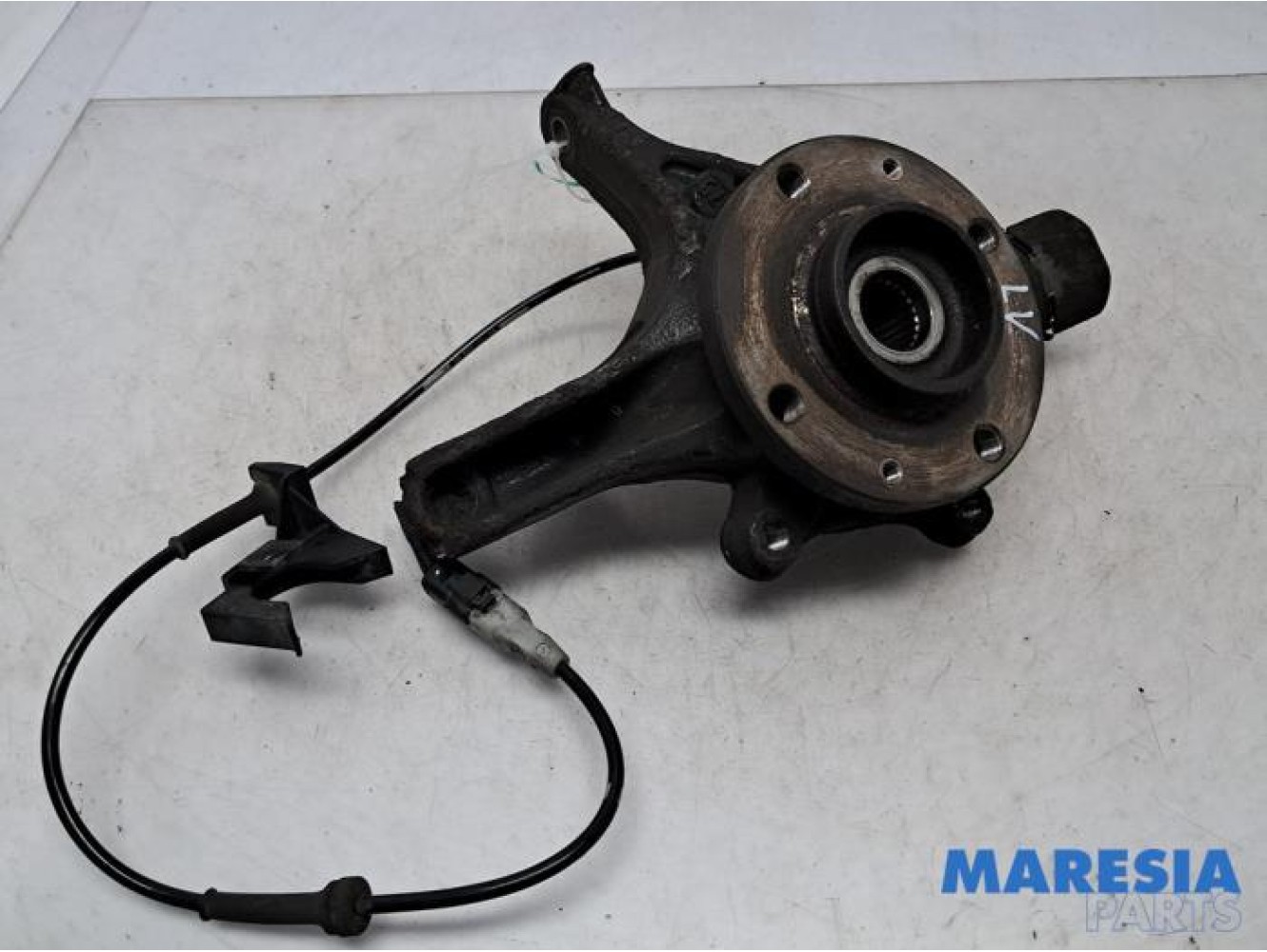Peugeot - Partner - Knuckle, front left