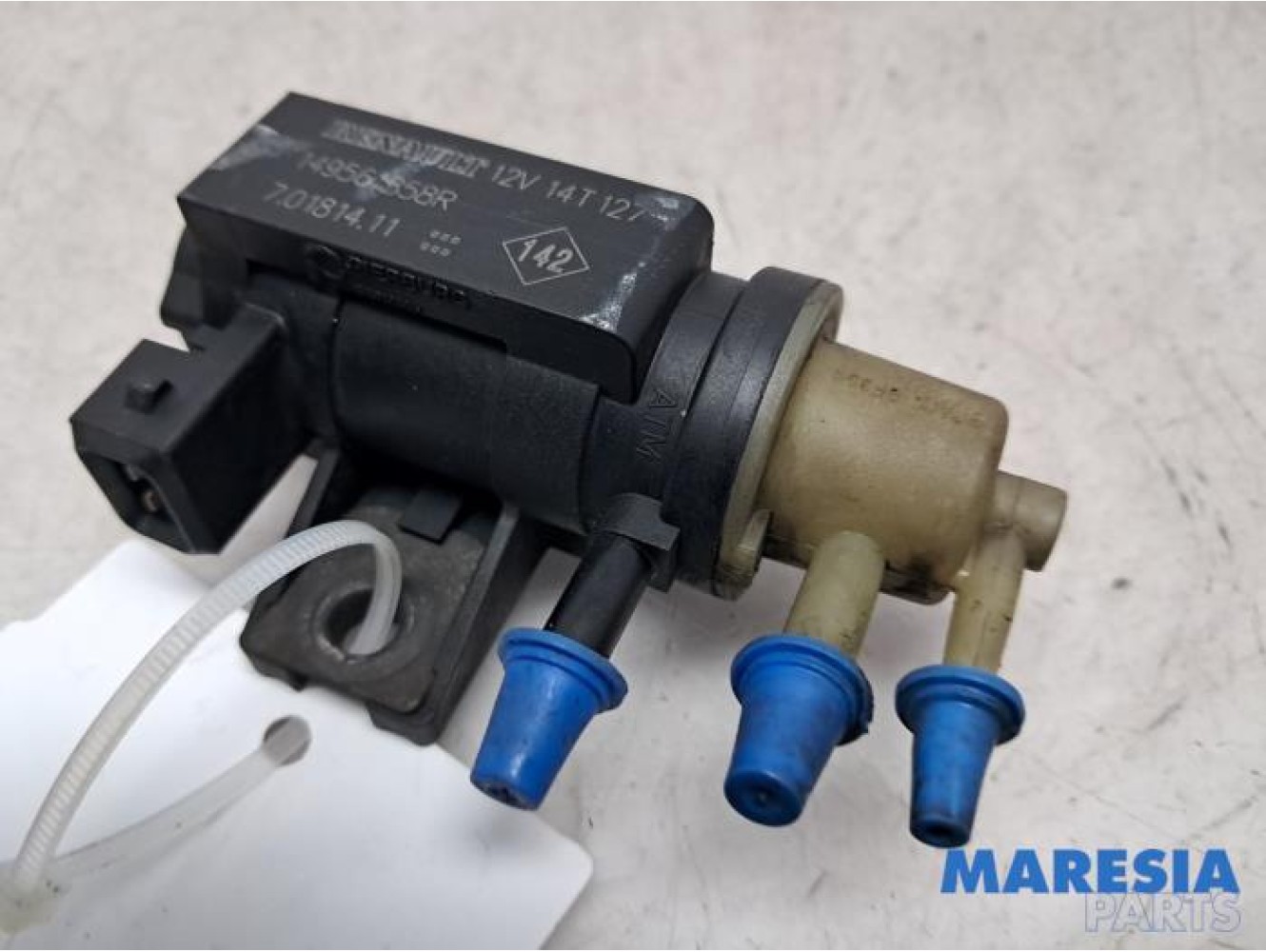 Renault - Master - Vacuum valve