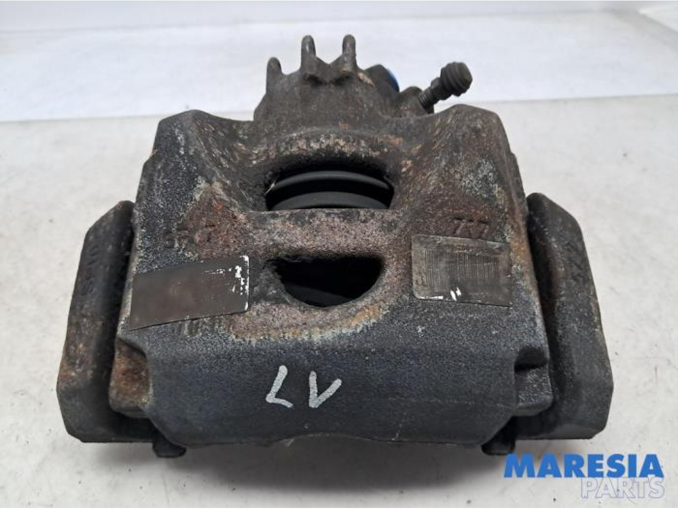 Peugeot - Partner - Front brake calliper, left