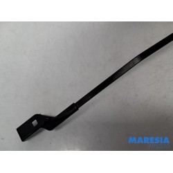 Peugeot - Partner - Front wiper arm