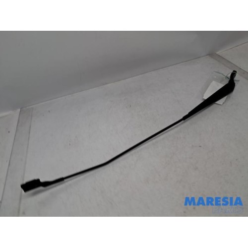 Peugeot - Partner - Front wiper arm