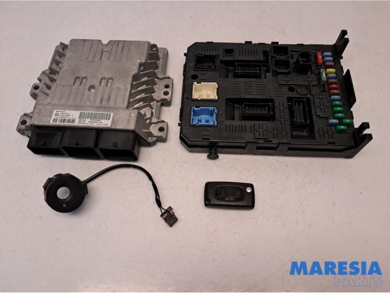 Peugeot - 5008 - Engine management computer
