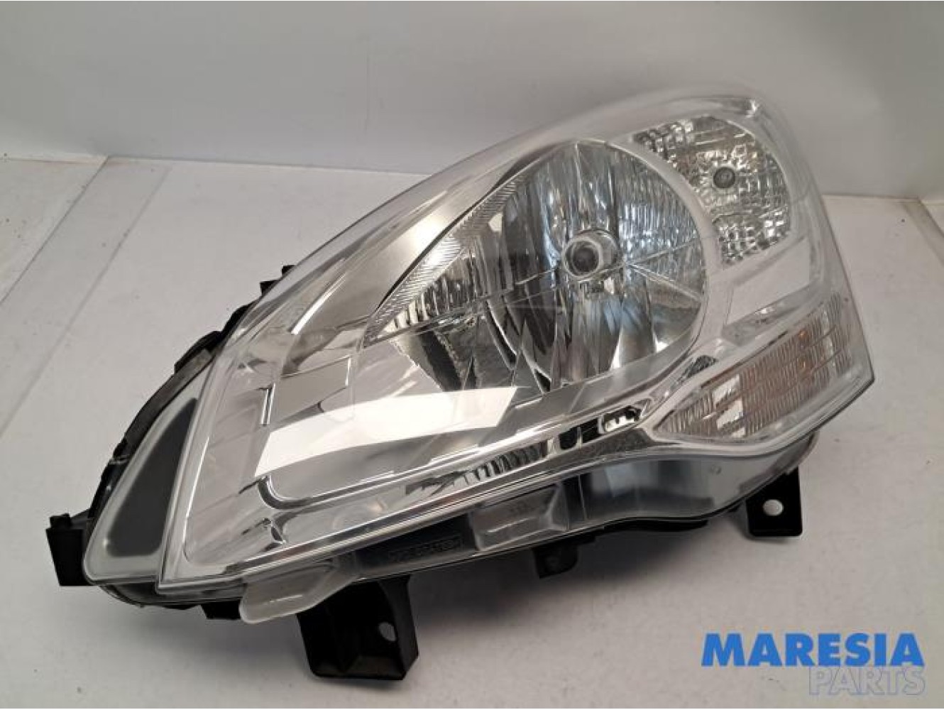 Peugeot - Partner - Phare gauche