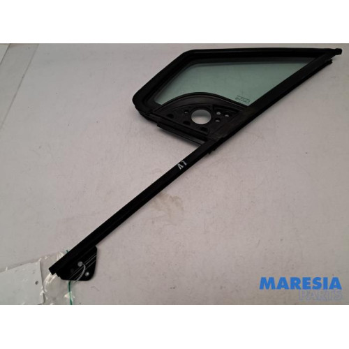 Peugeot - Partner - Quarter light, front left