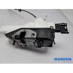 Peugeot - 5008 - Door lock mechanism 4-door, front left