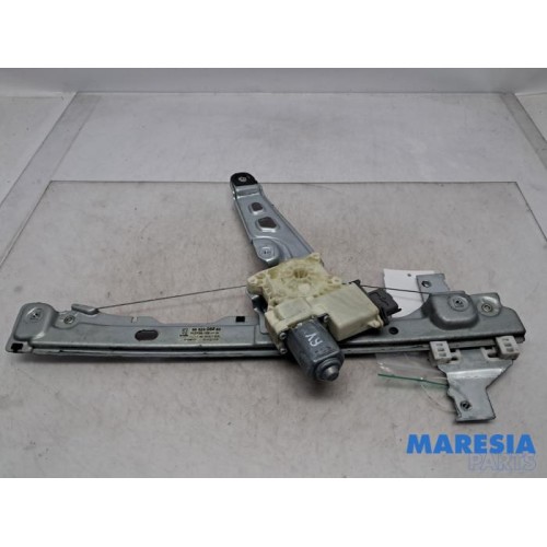 Peugeot - 5008 - Window mechanism 4-door, front right