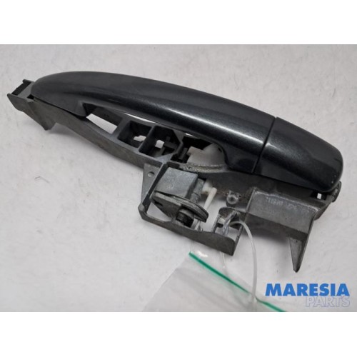 Peugeot - 5008 - Rear door handle 4-door, right