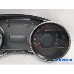 Peugeot - 5008 - Instrumentenbrett