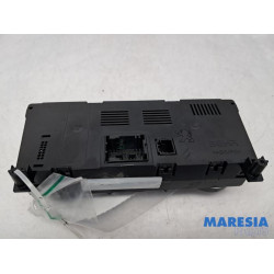 Peugeot - 5008 - Heater control panel