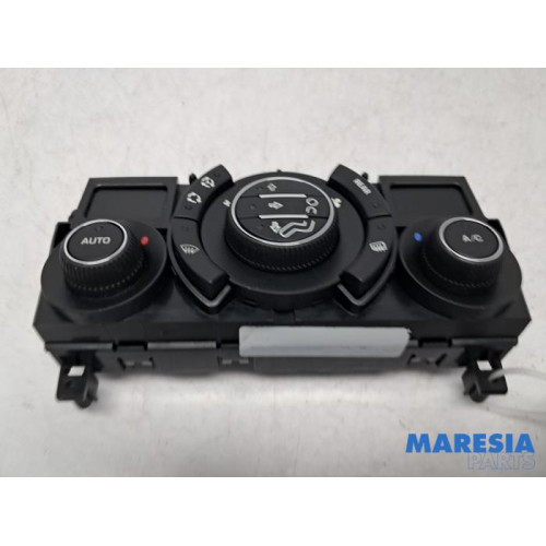 Peugeot - 5008 - Heater control panel