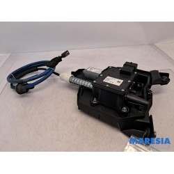 Peugeot - 5008 - Handbremse Motor