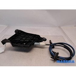 Peugeot - 5008 - Handbremse Motor