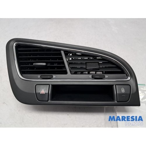 Peugeot - 5008 - Dashboard vent