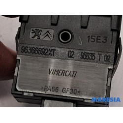 Peugeot - 5008 - AIH headlight switch