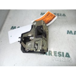 Renault - Megane Scenic - Rear door lock mechanism 4-door, left