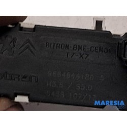 Peugeot - 5008 - Airbag indicator light