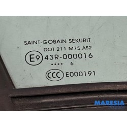 Peugeot - Partner - Quarter light, front right