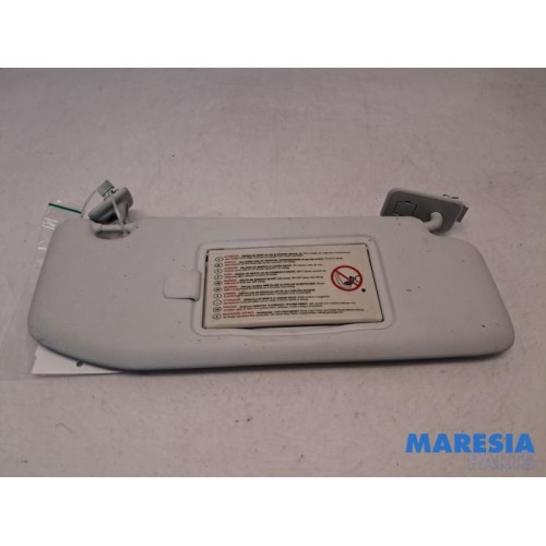 Peugeot - 208 - Sun visor