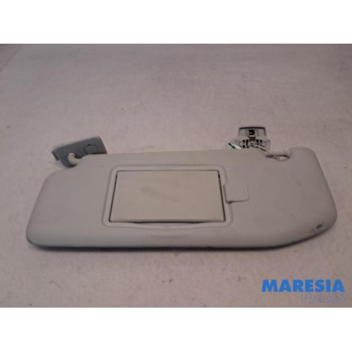 Peugeot - 208 - Sun visor