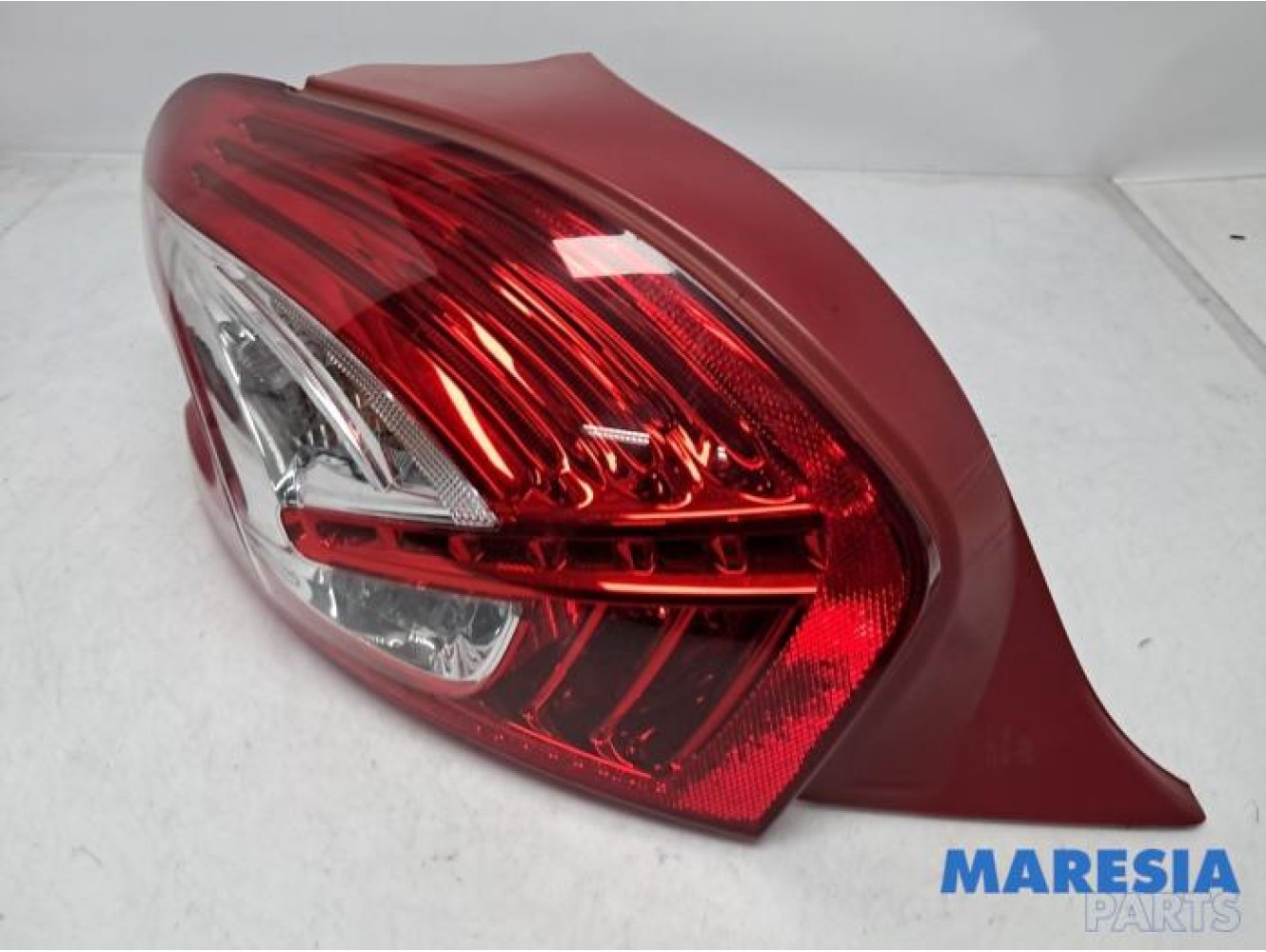 Peugeot - 208 - Achterlicht links