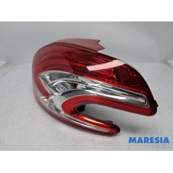 Peugeot - 208 - Taillight, right