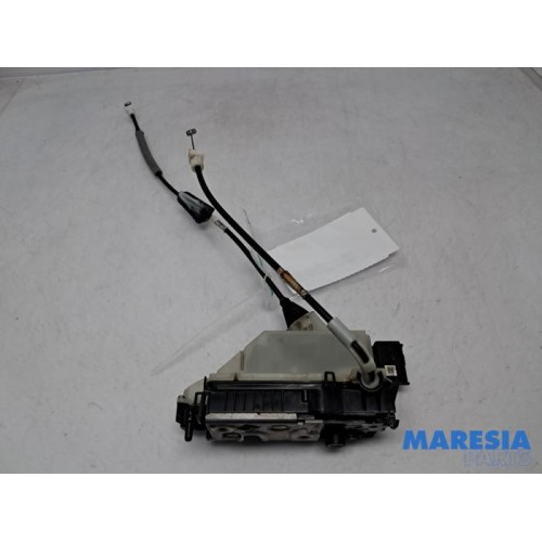 Peugeot - 208 - Front door lock mechanism 4-door, right