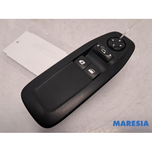 Peugeot - 208 - Multi-functional window switch